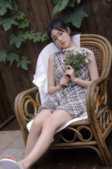 白嫩的18SEX少妇HD